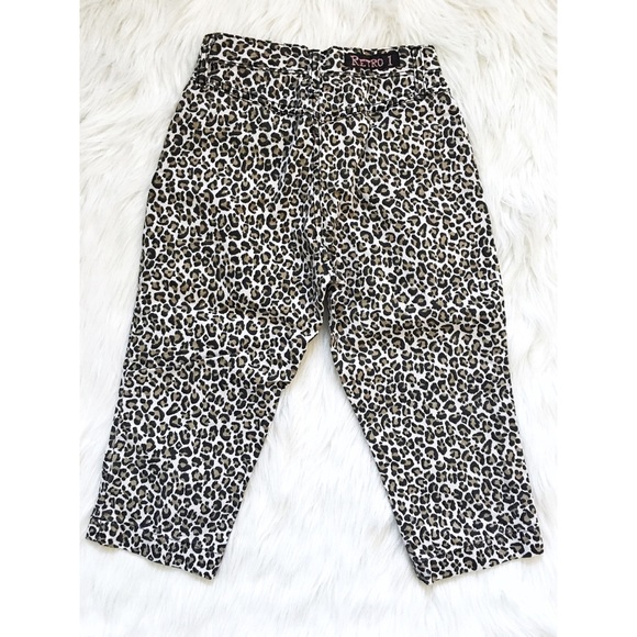 🔴4/$25 retro 1 animal print capri jeans - Picture 3 of 5